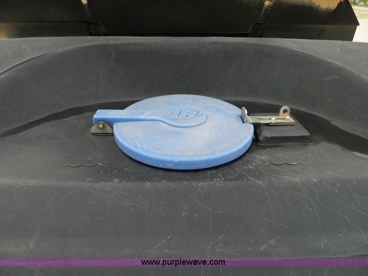 image for item K1179 2005 Ingersoll Rand DD-118HF double drum roller