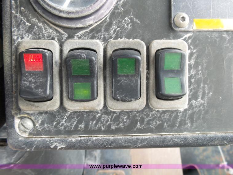 image for item K1179 2005 Ingersoll Rand DD-118HF double drum roller