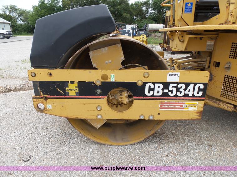 image for item K1180 2001 Caterpillar CB-534C double drum roller