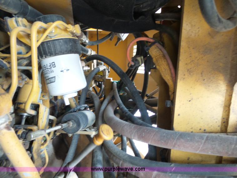 image for item K1180 2001 Caterpillar CB-534C double drum roller