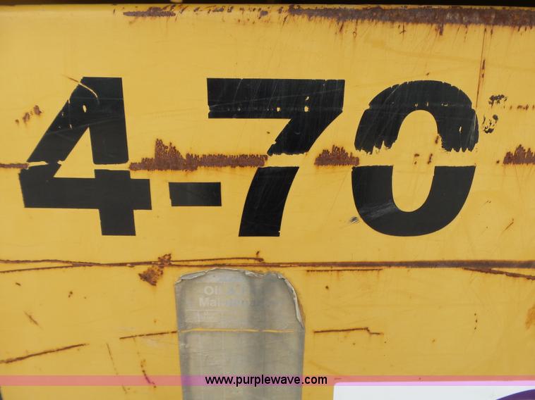 image for item K1180 2001 Caterpillar CB-534C double drum roller