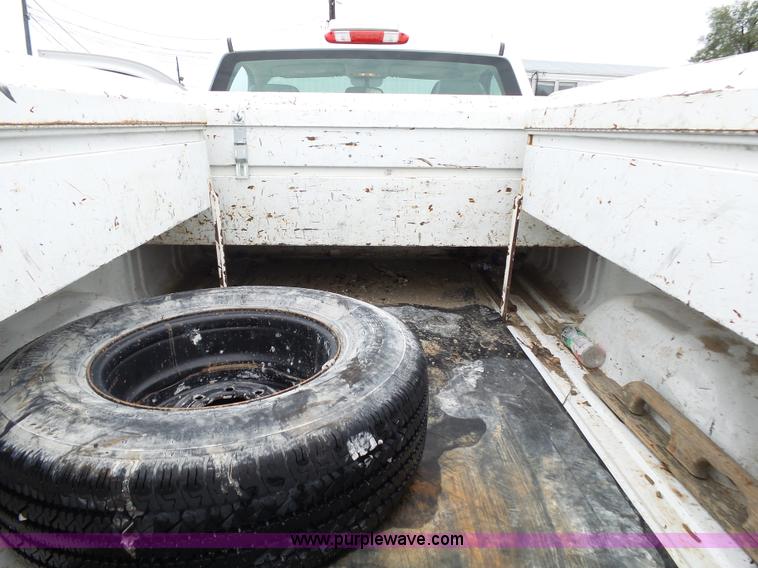 image for item K1181 2007 Chevrolet Silverado 2500HD pickup truck