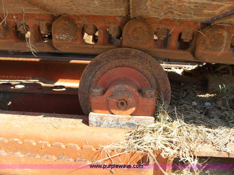 image for item K1182 1995 Ditch Witch HT100 rock saw