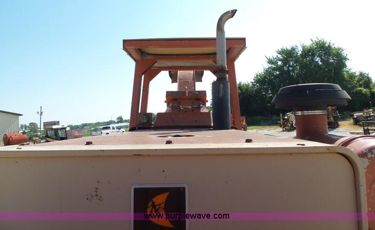 image for item K1182 1995 Ditch Witch HT100 rock saw