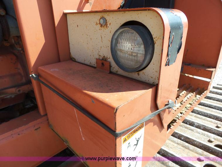 image for item K1182 1995 Ditch Witch HT100 rock saw