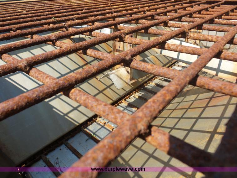 image for item K1712 2003 Chevrolet Silverado 2500HD Ext. Cab pickup truck