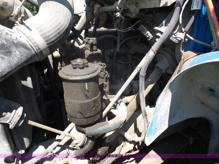 image for item K1716 2001 International 8100 dump truck