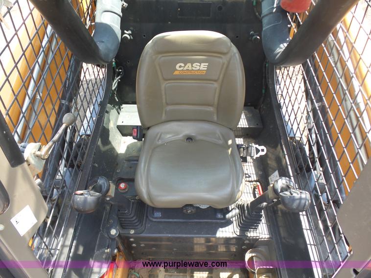 image for item K1990 2014 Case SV250 skid steer