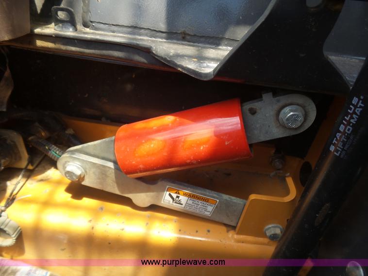 image for item K1990 2014 Case SV250 skid steer