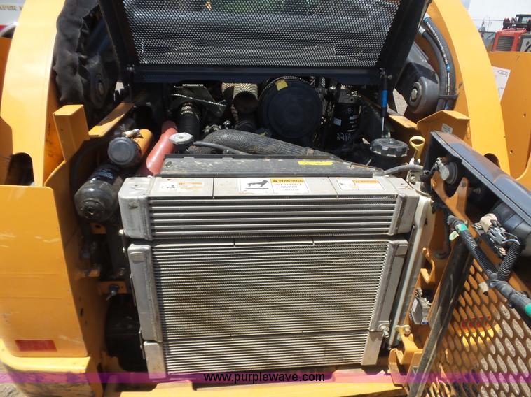 image for item K1990 2014 Case SV250 skid steer