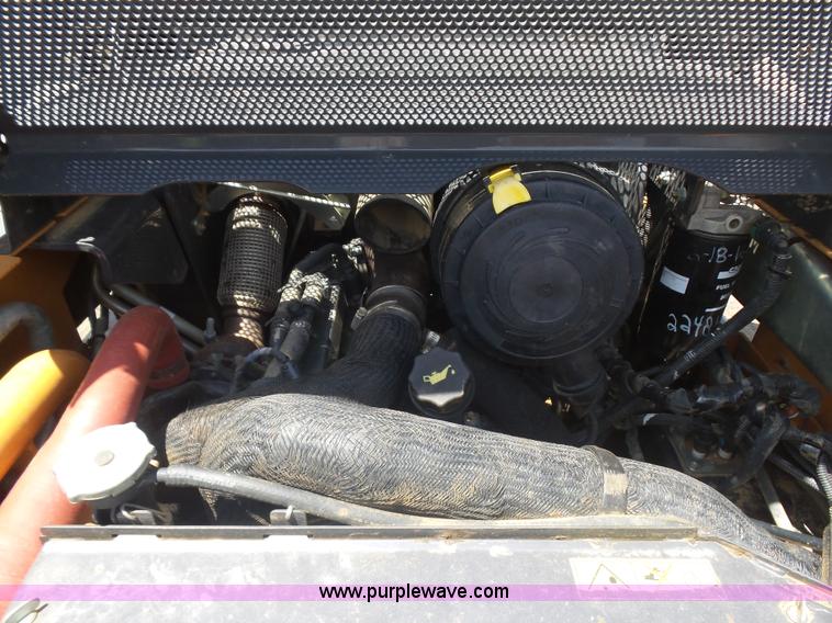 image for item K1990 2014 Case SV250 skid steer