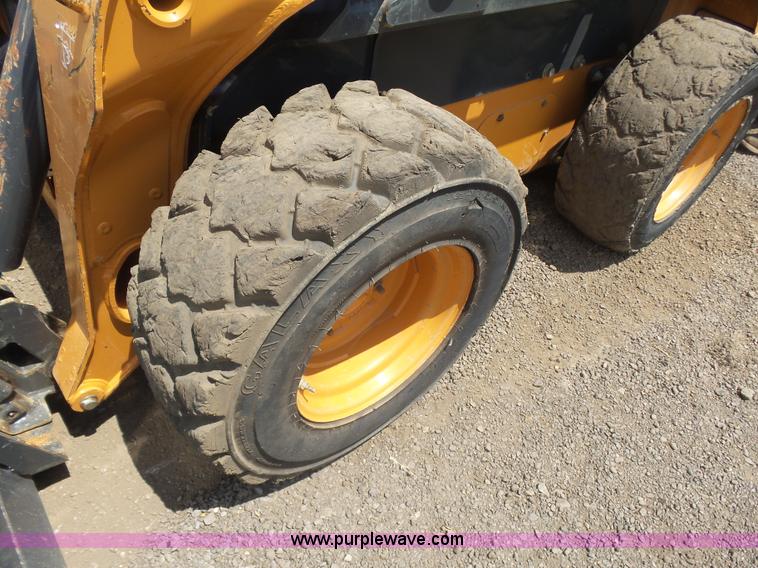 image for item K1990 2014 Case SV250 skid steer