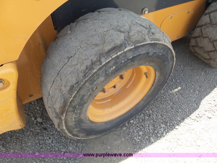 image for item K1990 2014 Case SV250 skid steer