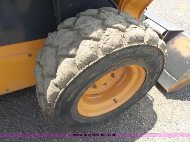 image for item K1990 2014 Case SV250 skid steer