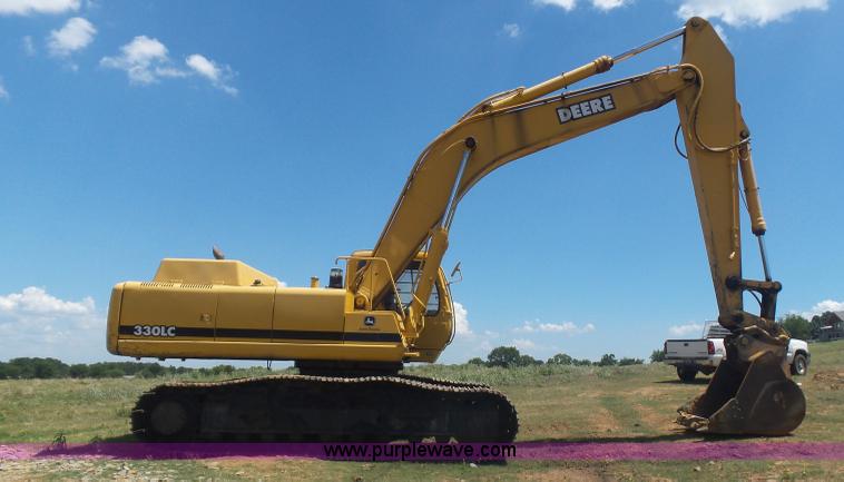 image for item K1992 2001 John Deere 330LC excavator