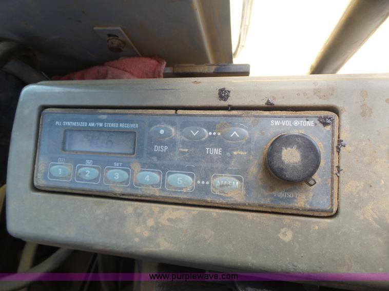 image for item K1992 2001 John Deere 330LC excavator