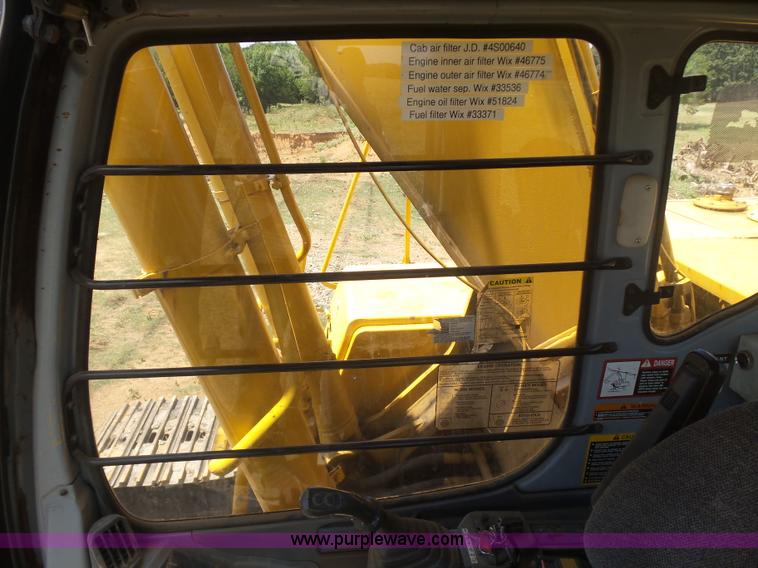 image for item K1992 2001 John Deere 330LC excavator