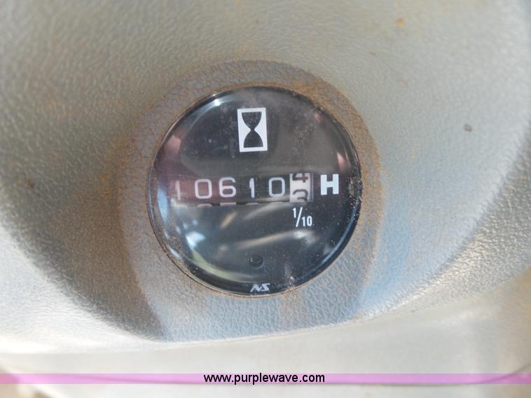 image for item K1992 2001 John Deere 330LC excavator