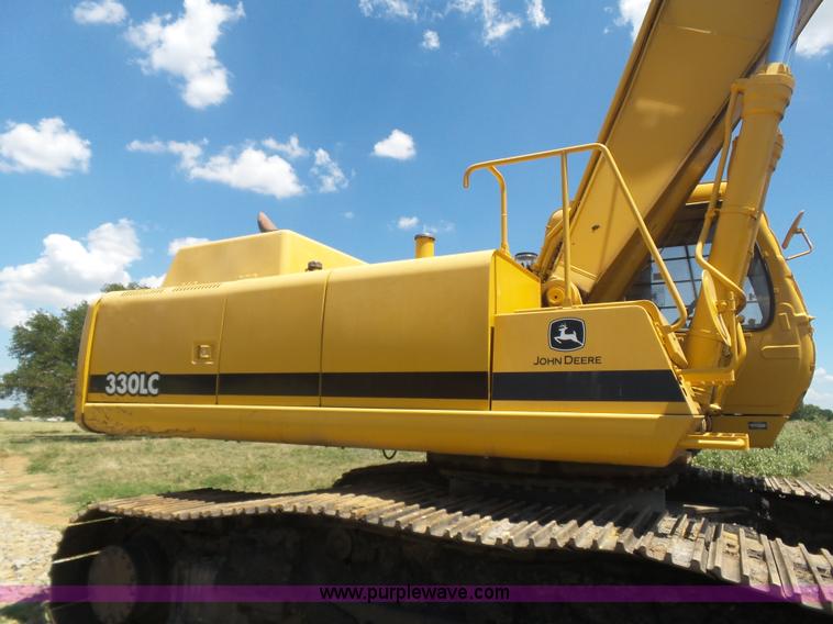 image for item K1992 2001 John Deere 330LC excavator