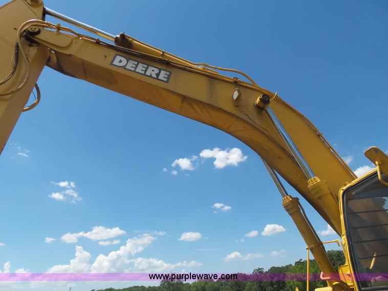 image for item K1992 2001 John Deere 330LC excavator
