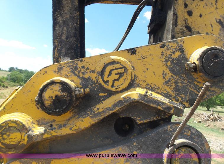 image for item K1992 2001 John Deere 330LC excavator