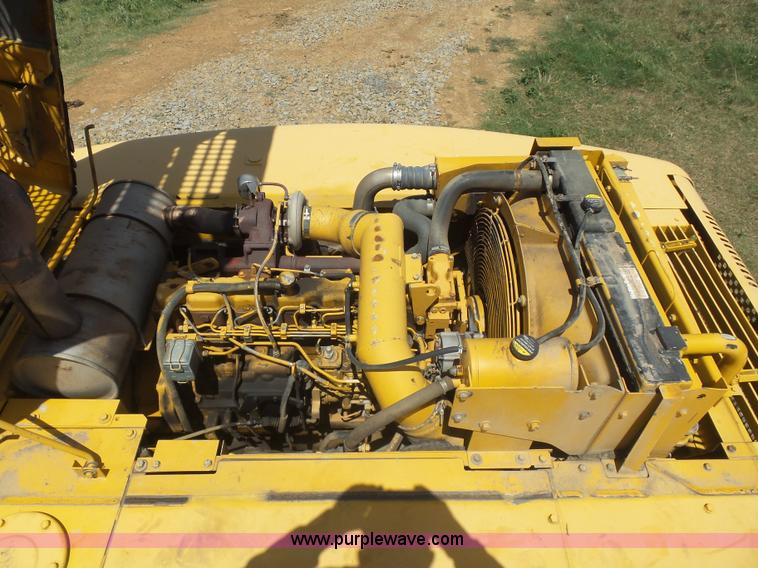 image for item K1992 2001 John Deere 330LC excavator