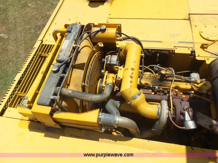 image for item K1992 2001 John Deere 330LC excavator