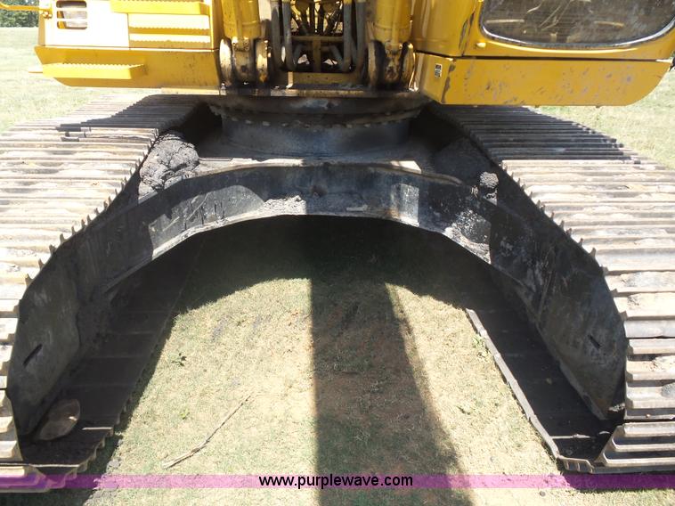 image for item K1992 2001 John Deere 330LC excavator