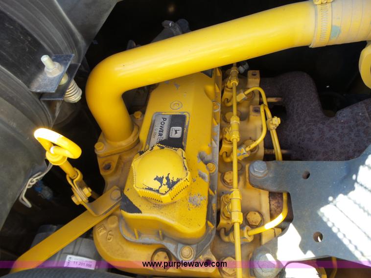 image for item K2175 2003 John Deere 250 Series II skid steer