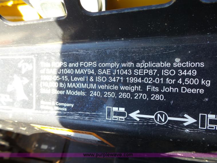 image for item K2175 2003 John Deere 250 Series II skid steer