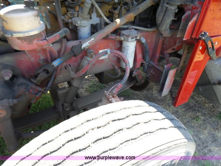 image for item K3133 2006 Peterbilt 379 semi truck