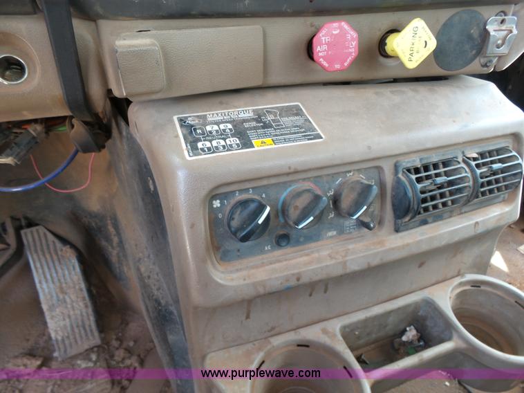 image for item K3167 2007 Mack CV713 Granite semi truck