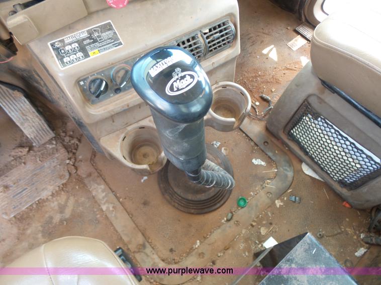 image for item K3167 2007 Mack CV713 Granite semi truck