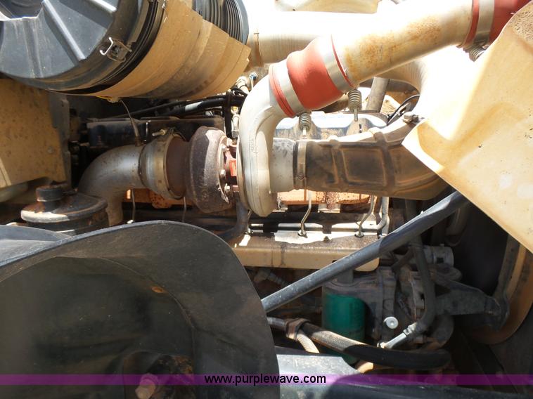 image for item K3167 2007 Mack CV713 Granite semi truck