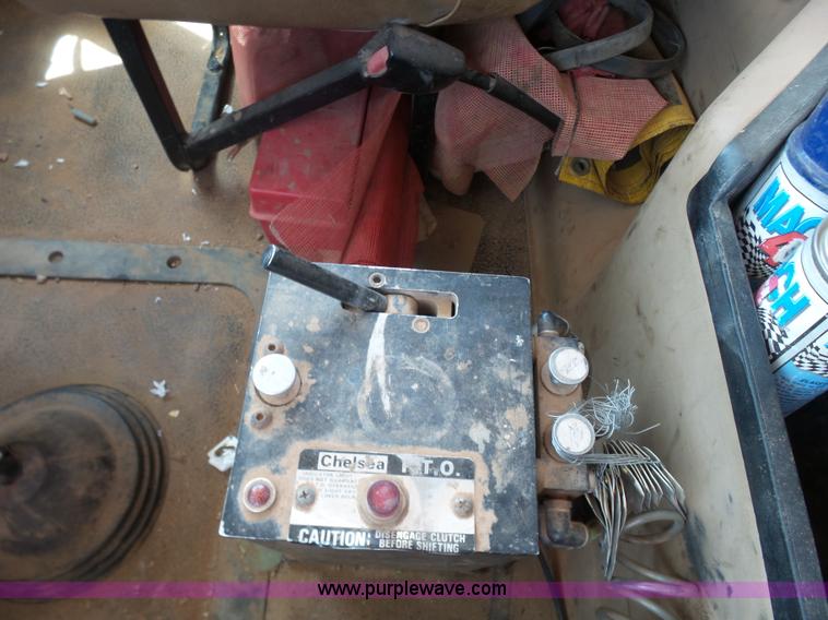 image for item K3170 2005 Mack CV713 semi truck