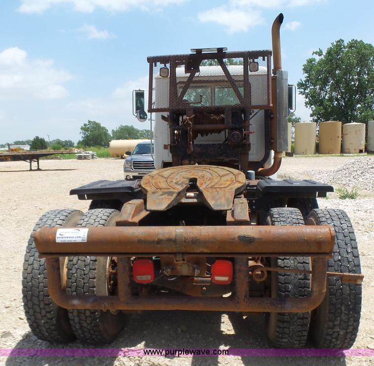 image for item K3171 1991 Mack CH613 semi truck