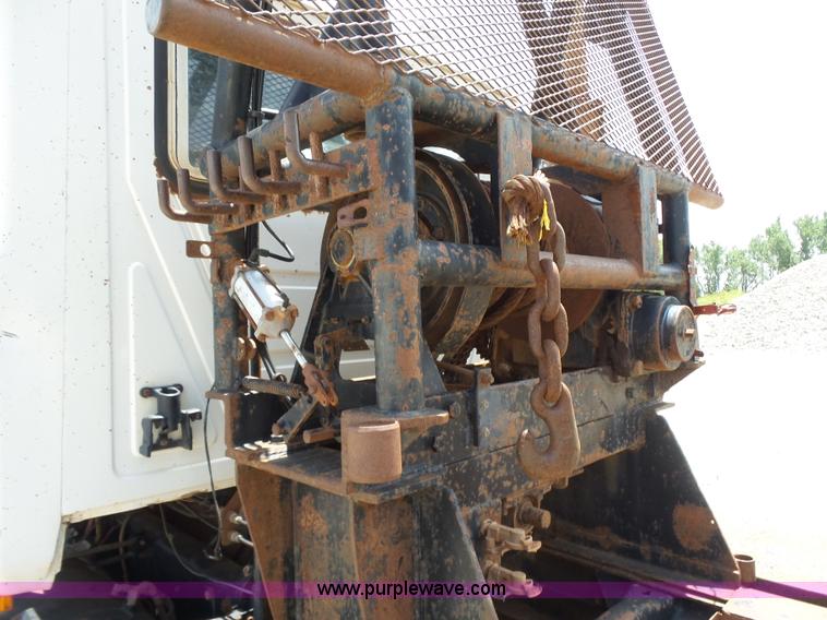 image for item K3171 1991 Mack CH613 semi truck