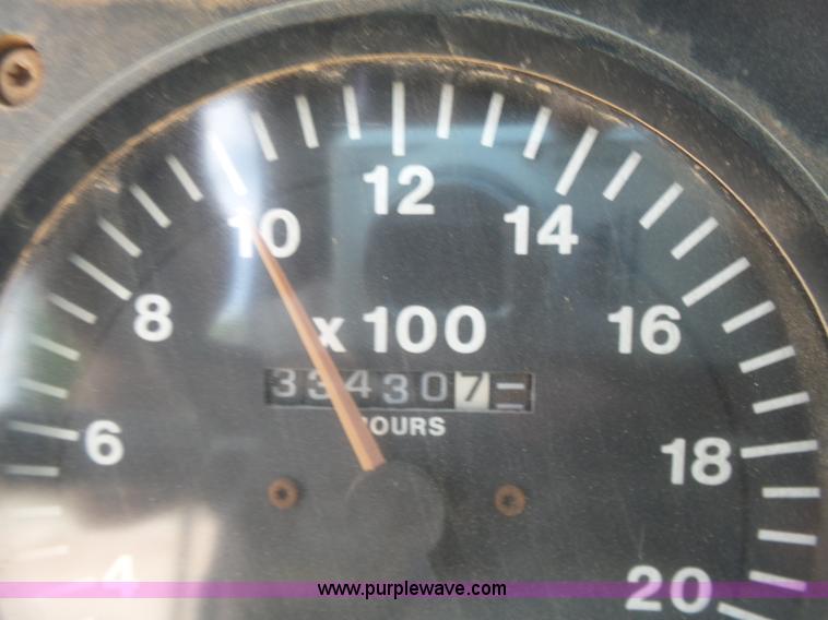 image for item K3174 1994 Mack CH613 semi truck