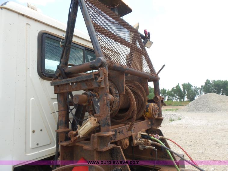 image for item K3174 1994 Mack CH613 semi truck