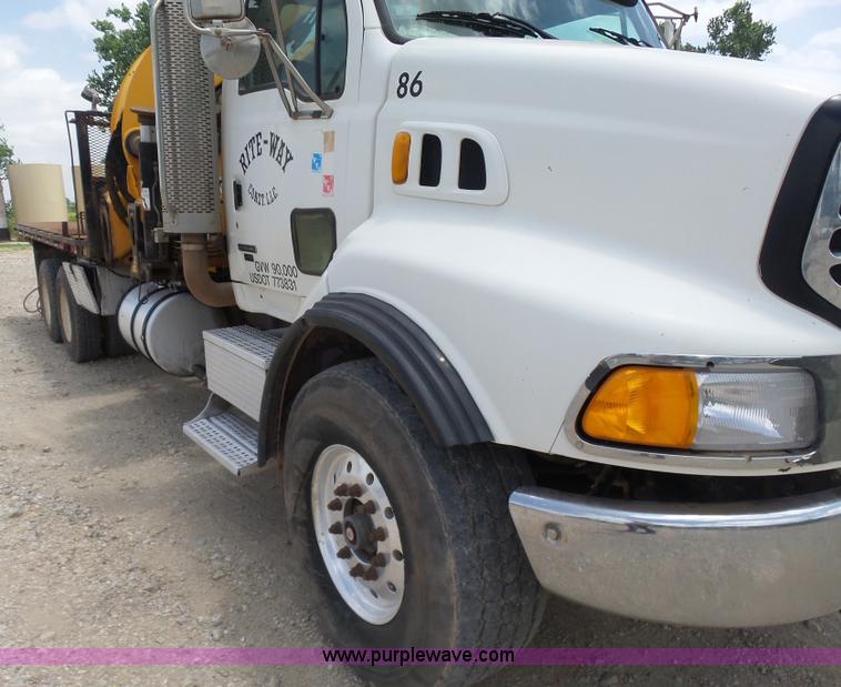 image for item K3175 2005 Sterling flatbed truck with knuckle boom