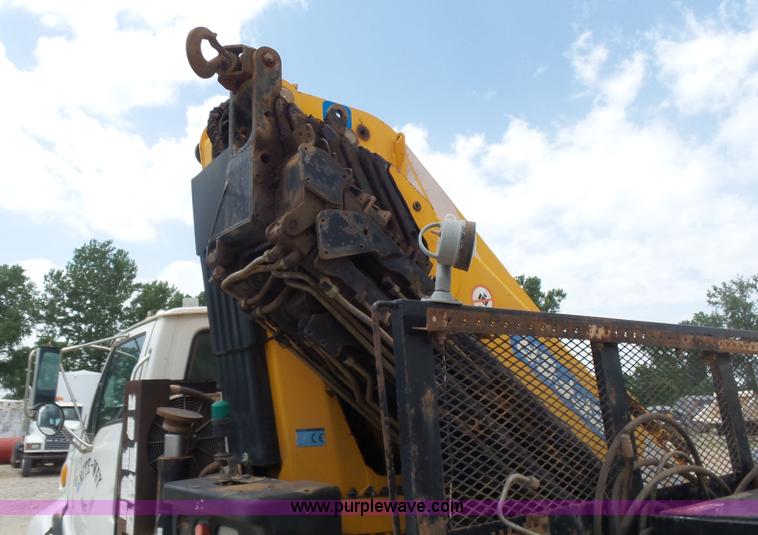 image for item K3175 2005 Sterling flatbed truck with knuckle boom