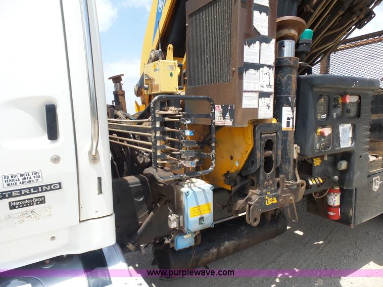 image for item K3175 2005 Sterling flatbed truck with knuckle boom