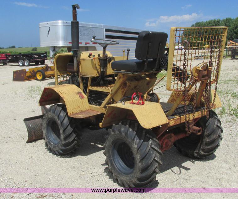 image for item K4068 Mini log skidder