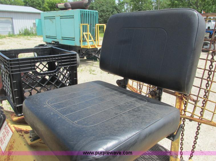 image for item K4068 Mini log skidder