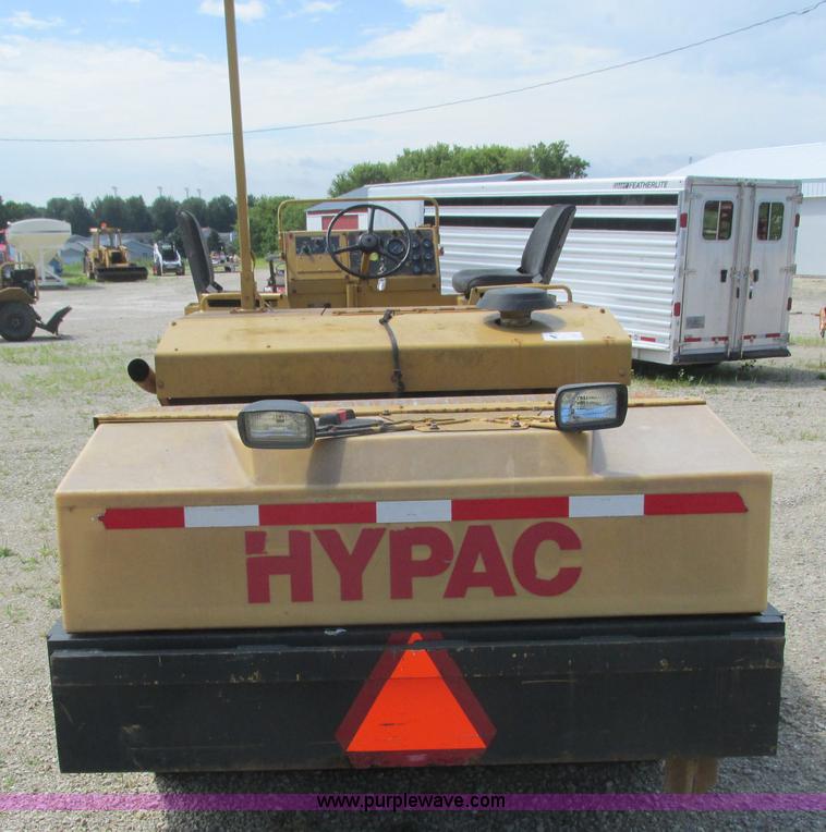 image for item K4071 Hypac C766B double drum vibratory roller