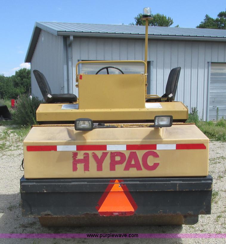 image for item K4071 Hypac C766B double drum vibratory roller