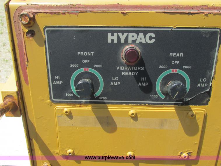 image for item K4071 Hypac C766B double drum vibratory roller