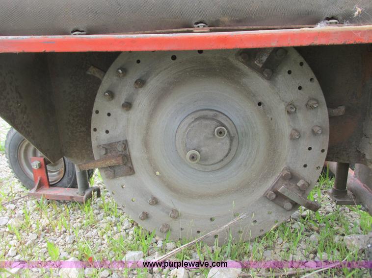 image for item K4098 Kwik Trench KT1200 wheel trencher