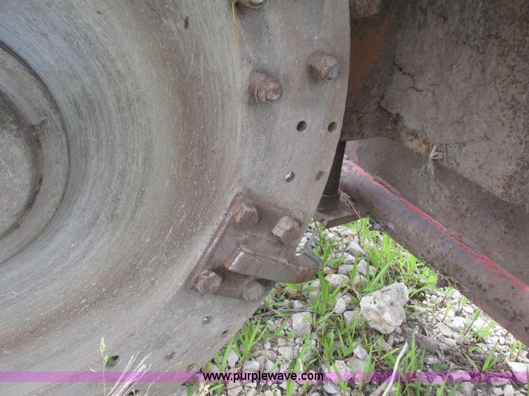 image for item K4098 Kwik Trench KT1200 wheel trencher