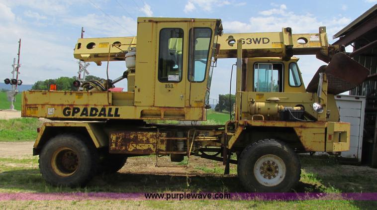 image for item K4101 Gradall G3WD rubber tired excavator